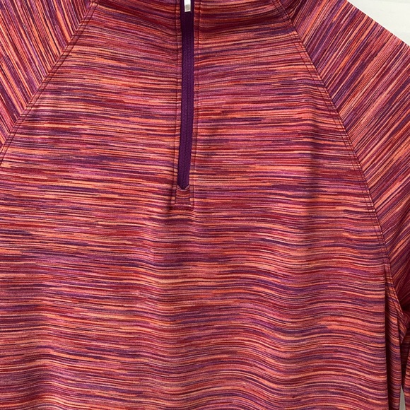 Merrell Running top. - Picture 2 of 3